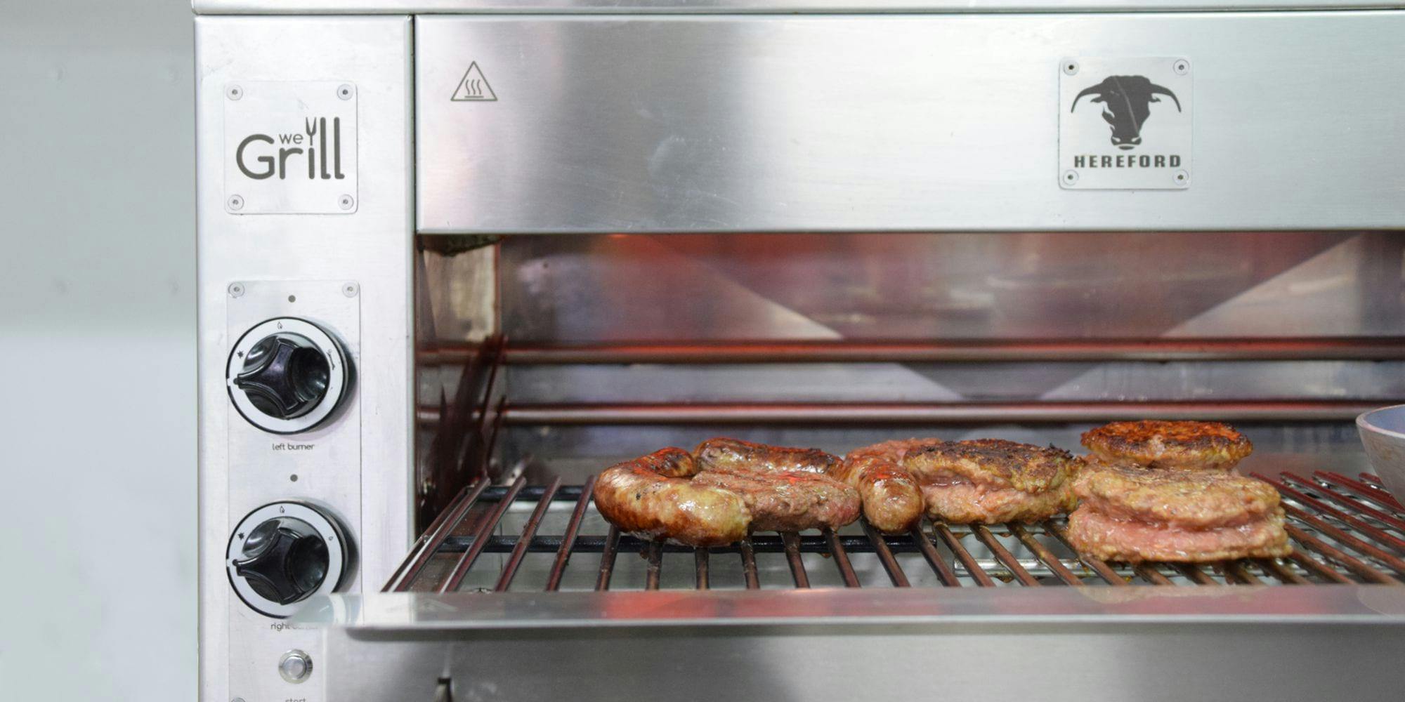 Immagine di copertina di Cottura ad infrarossi per barbecue e griglia, cos’è e come funziona